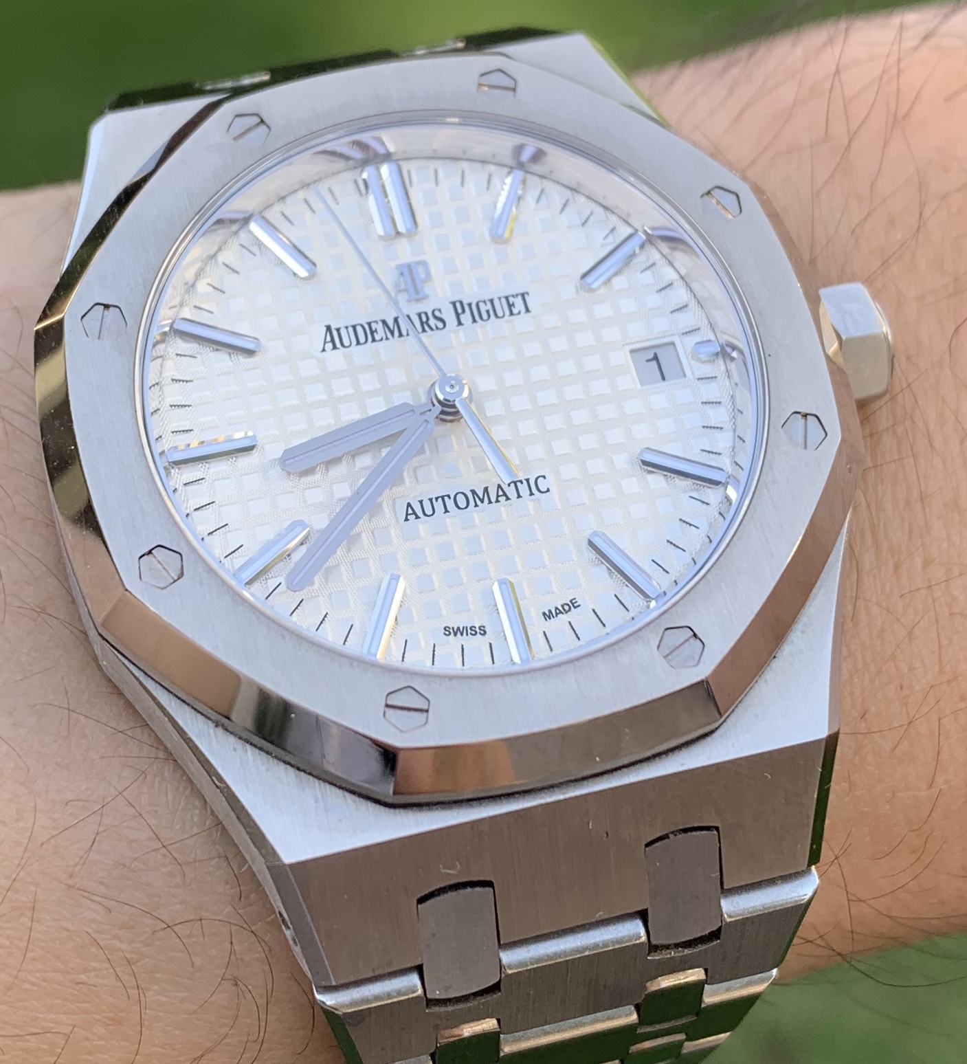 Audemars Piguet 15450: A Timeless Classic in the Royal Oak Collection