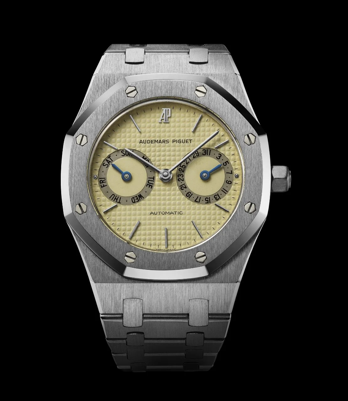 Audemars Piguet Day Date: Why Collectors Love the Royal Oak 5572