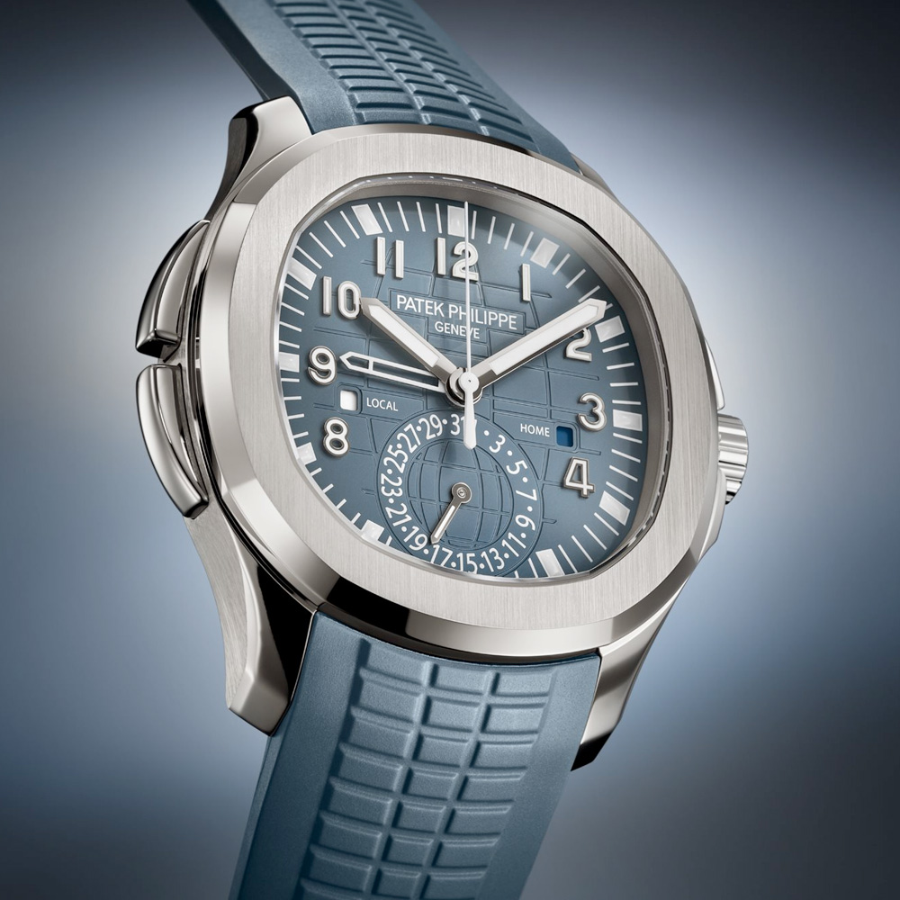 Patek Philippe Aquanaut Travel Time Blue: A Luxury Watch for Discerning Collectors