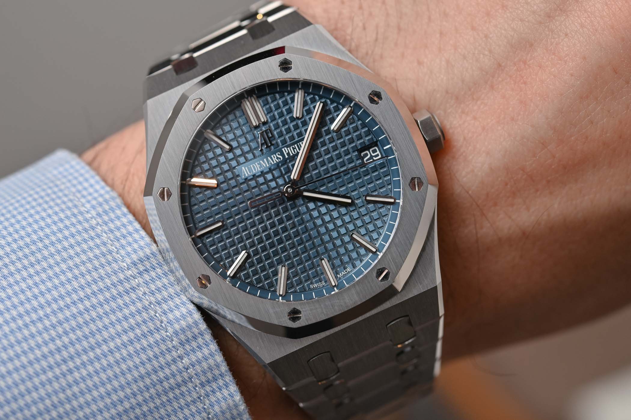 Audemars Piguet 15500ST Review: Why Collectors Love the Royal Oak 15500 Series