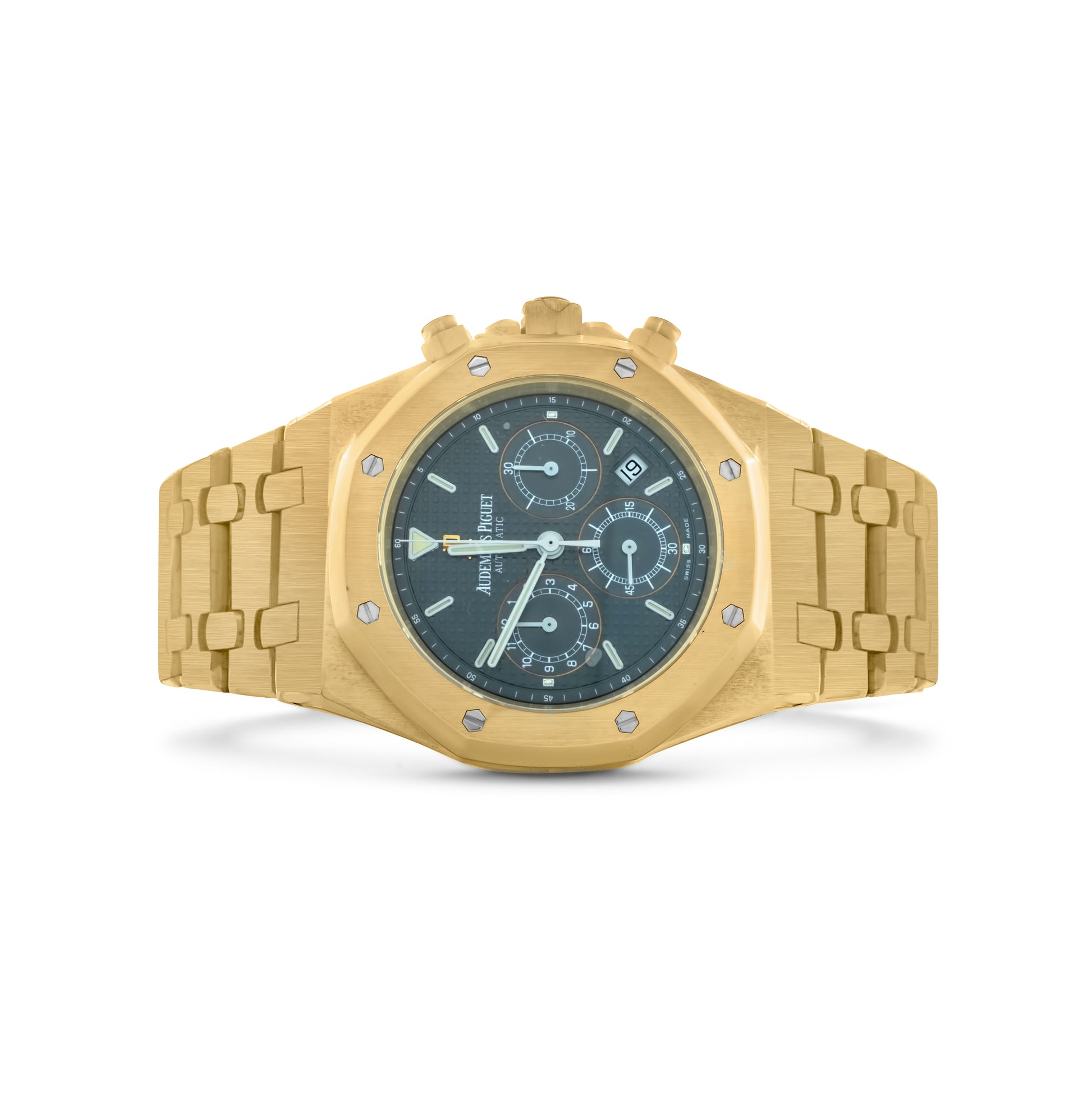 Audemars Piguet Royal Oak Chronograph Gold: Luxury Watch with Timeless Appeal