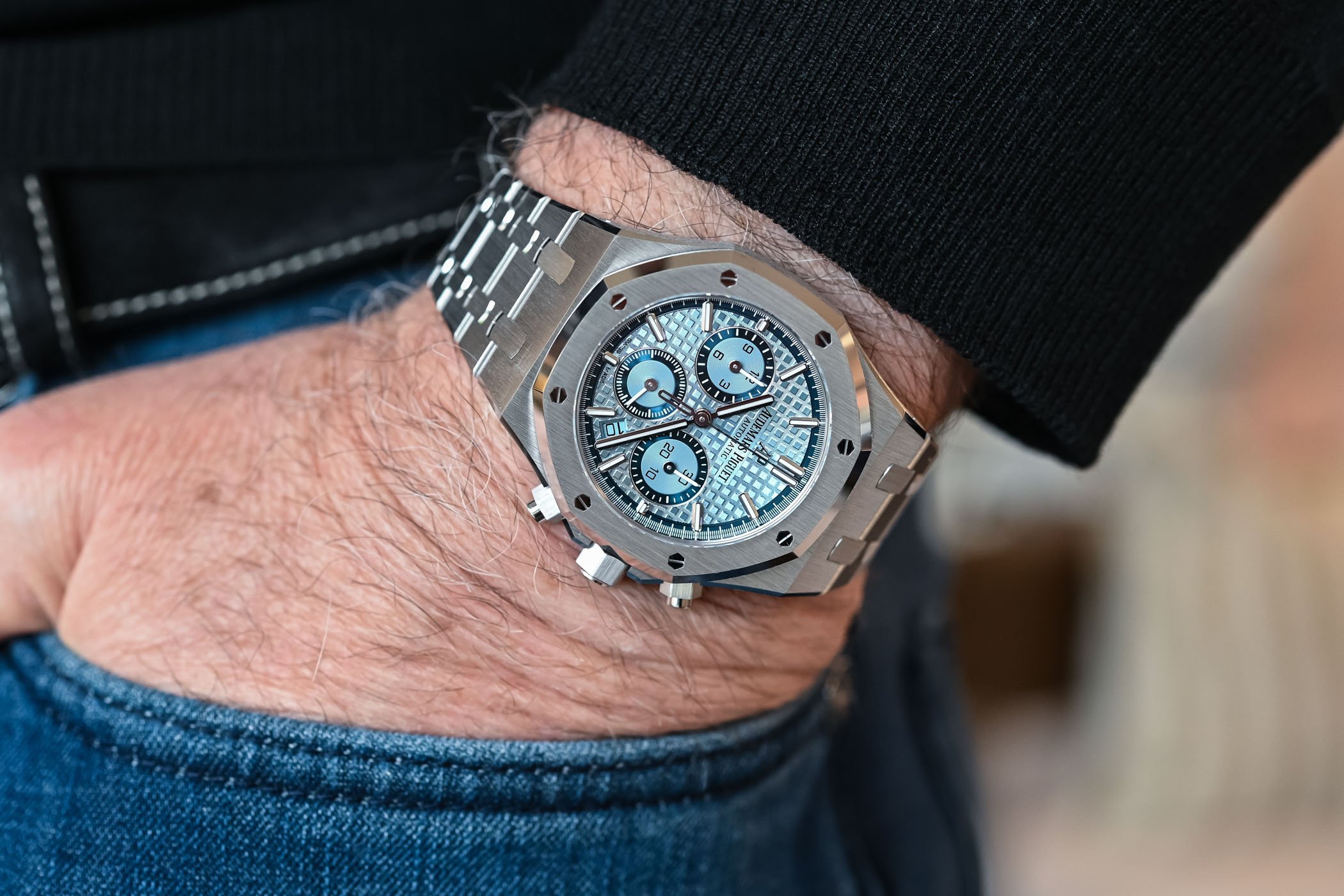 Audemars Piguet Blue Dial: A Look at the Royal Oaks Stunning Design