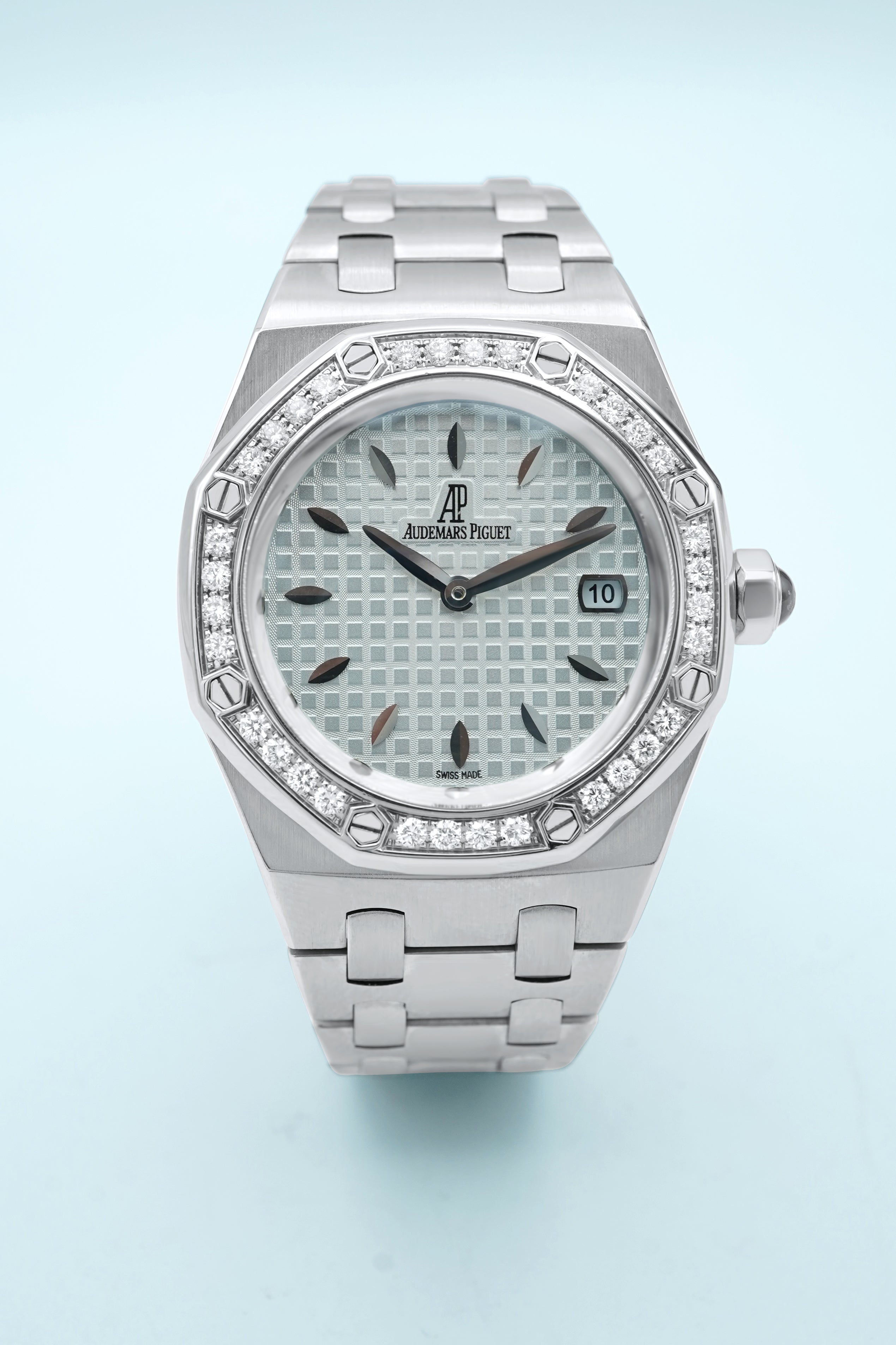 Audemars Piguet Royal Oak Lady: Elegant Luxury for Women