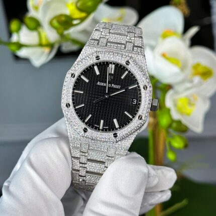 Audemars Piguet with Diamonds: The Ultimate Luxury Timepiece Collection